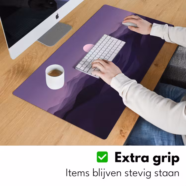 Heuvels - Paars - Mist - Zon Muismat XXL klein -sfeer3