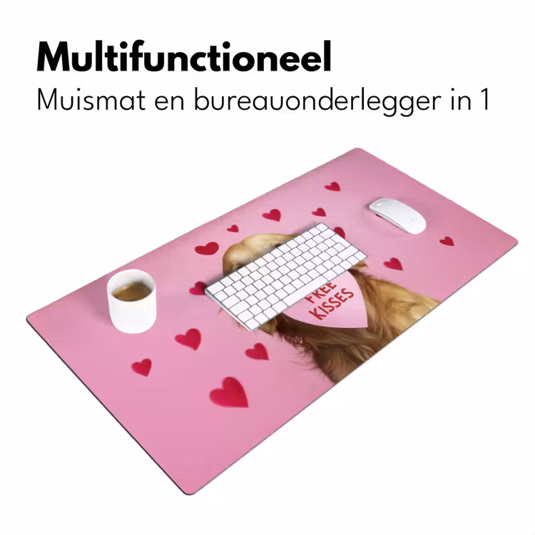 Hond - Kiss- Valentijn - Hartjes Muismat XXL klein -sfeer4