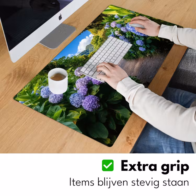 Hortsensia - Pad - Bloemen Muismat XXL klein -sfeer3