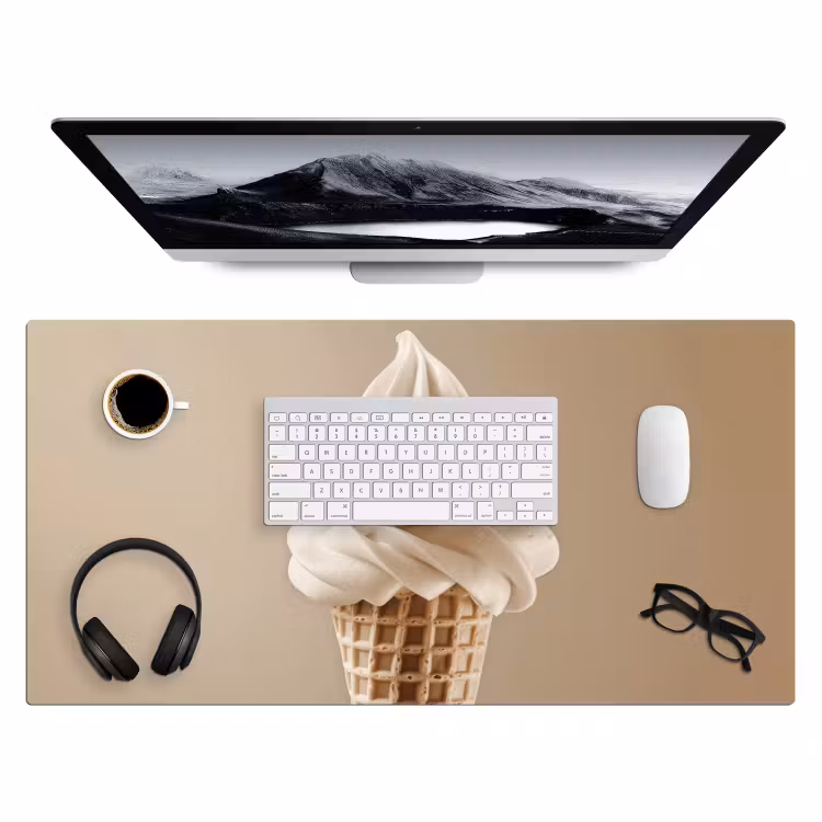 IJs - Softijs - Romig - Hoorntje - Beige Muismat XXL klein -3d