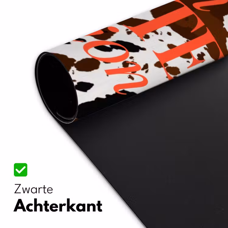 Koeienprint - Limited edition - Rood Muismat XXL klein -sfeer2