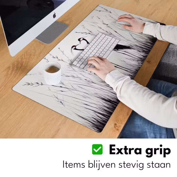Kraanvogels - Gras - Hartvorm - Zwart Muismat XXL klein -sfeer3