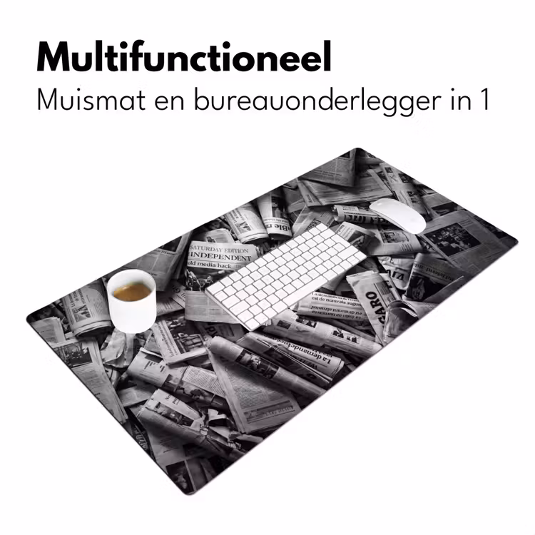Krant - Stapel - Nieuws - Zwart-wit Muismat XXL klein -sfeer4