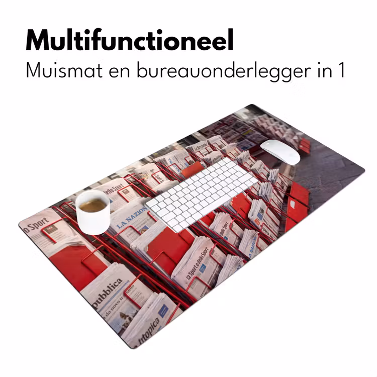Kranten - Rek - Stedelijk - Dagelijks leven - Rood Muismat XXL klein -sfeer4