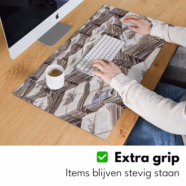 Kranten - Stapels - Touw - Informatie - Vintage Muismat XXL klein -sfeer3