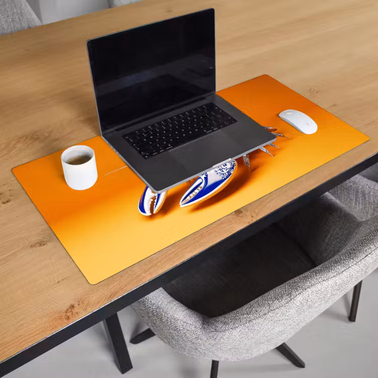 Kreeft - Delftsblauw - Schild - Stoer - Oranje Muismat XXL klein -sfeer1