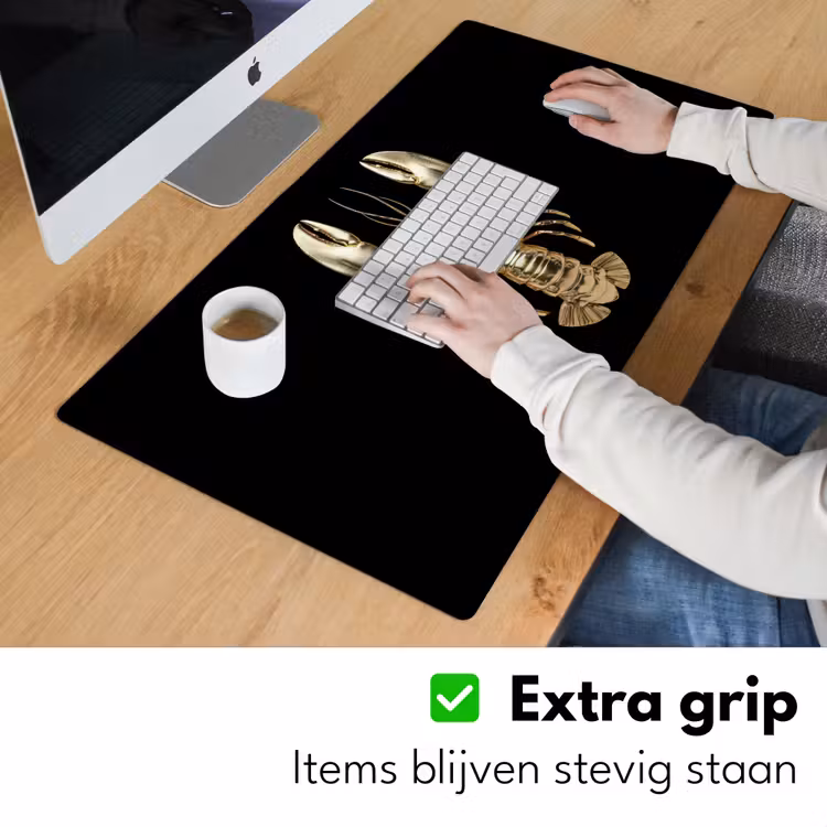 Kreeft - Goud - Textuur - Zwart Muismat XXL klein -sfeer3