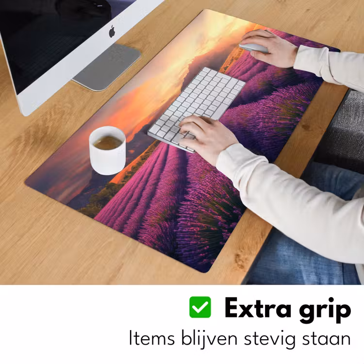 Lavendelveld - Zonsondergang - Paars Muismat XXL klein -sfeer3