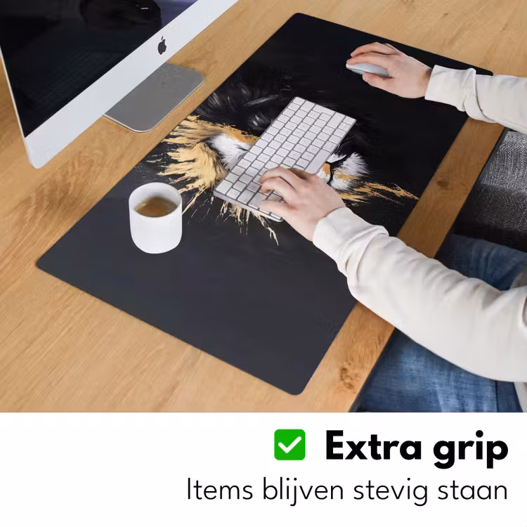 Leeuw - Gesplitst - Zwart - Lijn Muismat XXL klein -sfeer3