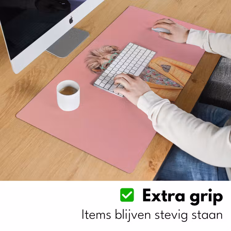 Leeuw - Pak - Geruit - Bril Muismat XXL klein -sfeer3