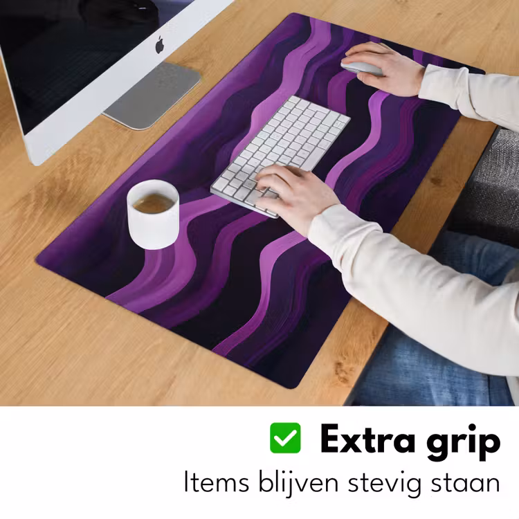 Lijnen - Golven - Paars - Abstract Muismat XXL klein -sfeer3