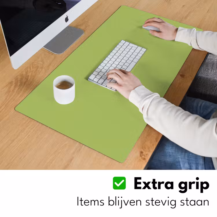 Lime - Glow - Groen Muismat XXL klein 681 -sfeer3