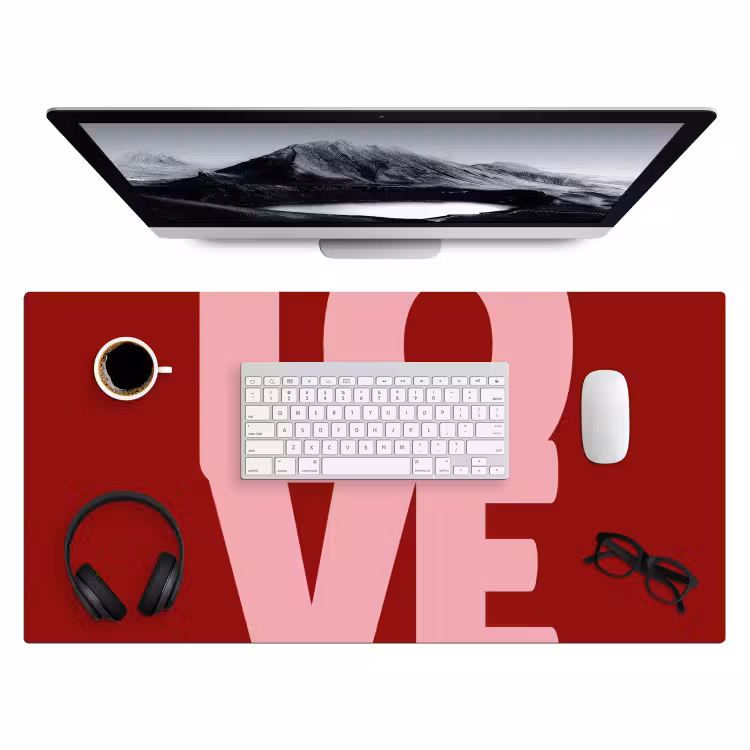 Love - Rood - Blokletters Muismat XXL klein -3d