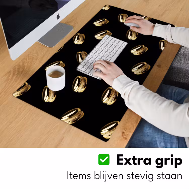 Macarons - Patroon - Goud - Zwart Muismat XXL klein -sfeer3