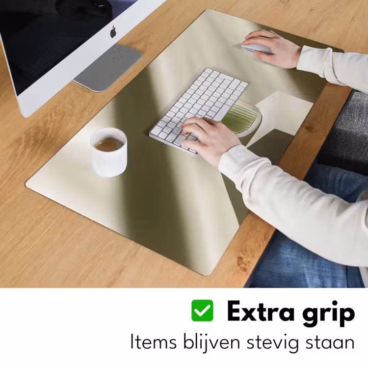 Matcha - Glas - Groen - Minimalistisch Muismat XXL klein -sfeer3