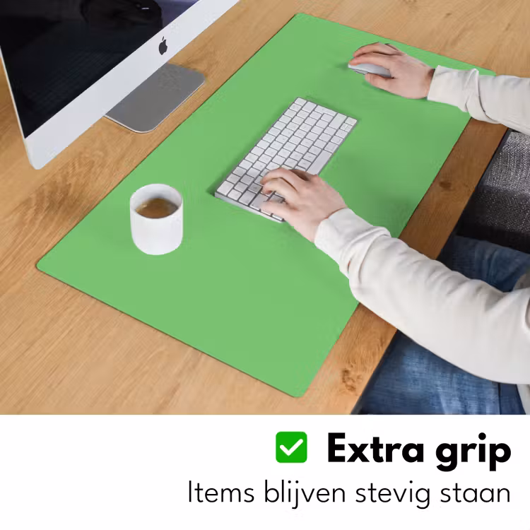 Meadow - Green - Groen Muismat XXL klein 681 -sfeer3