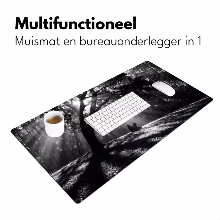 Mens - Hond - Natuur - Zwart-wit - Silhouet Muismat XXL klein -sfeer4