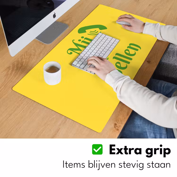 Mij niet bellen - Telefoon - Geel Muismat XXL klein -sfeer3