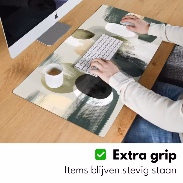Minimalistisch - Cirkels - Penseelstreken - Beige Muismat XXL klein -sfeer3