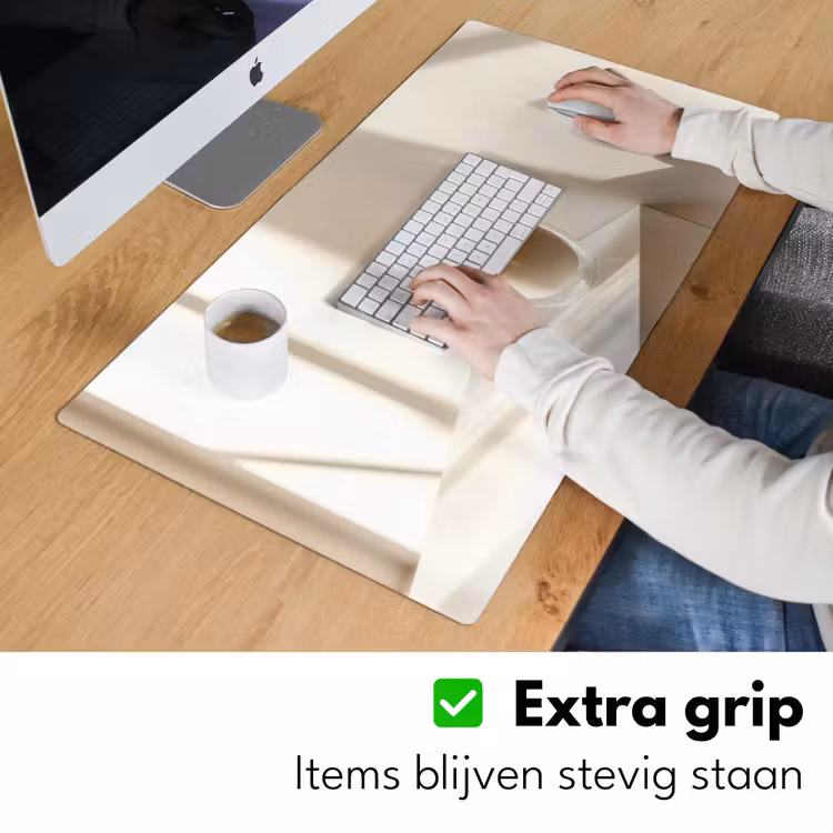 Mok - Latte - Minimalistisch - Schaduw Muismat XXL klein -sfeer3