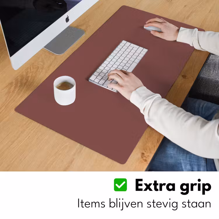 Muted - Raisin - Rood Muismat XXL klein 681 -sfeer3