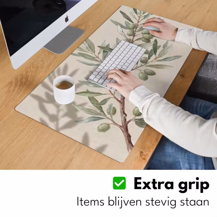 Olijftak - Bladeren - Natuur - Groen - Beige Muismat XXL klein -sfeer3