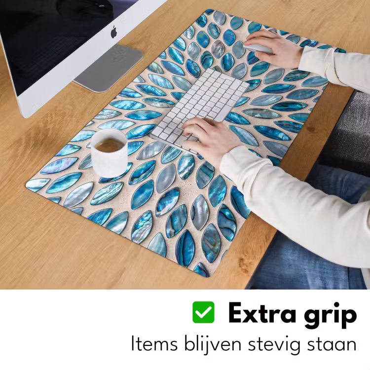 Patroon - Glans - Abstract - Blauw - Decoratie Muismat XXL klein -sfeer3