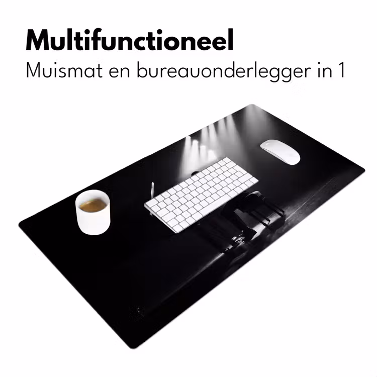 Persoon - Piano - Muziek - Zwart-wit - Podium Muismat XXL klein -sfeer4