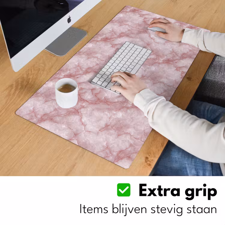 Roze - Kwartsmarmer - Aders Muismat XXL klein 681 -sfeer3