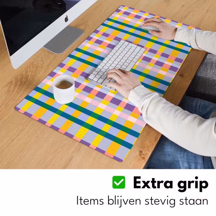 Ruit - Patroon - Kleurrijk Muismat XXL klein 681 -sfeer3