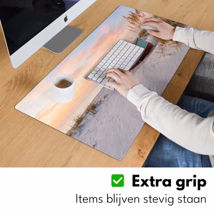 Rustiek - Roeiboot - Zandstrand Muismat XXL klein -sfeer3