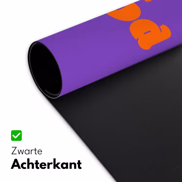 See the good - Oranje - Paars - Smiley Muismat XXL klein -sfeer2