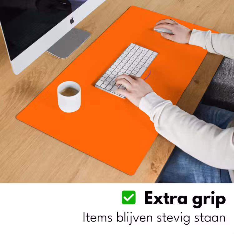 See the good - Paars - Oranje - Smiley Muismat XXL klein -sfeer3