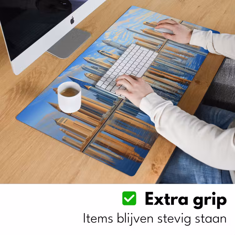 Skyline - Wolkenkrabbers - Water - Blauw Muismat XXL klein -sfeer3