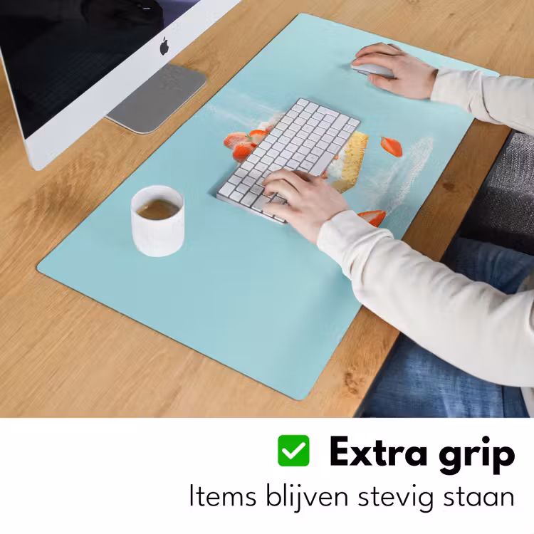 Slagroom - Taart - Blauw - Eten Muismat XXL klein -sfeer3