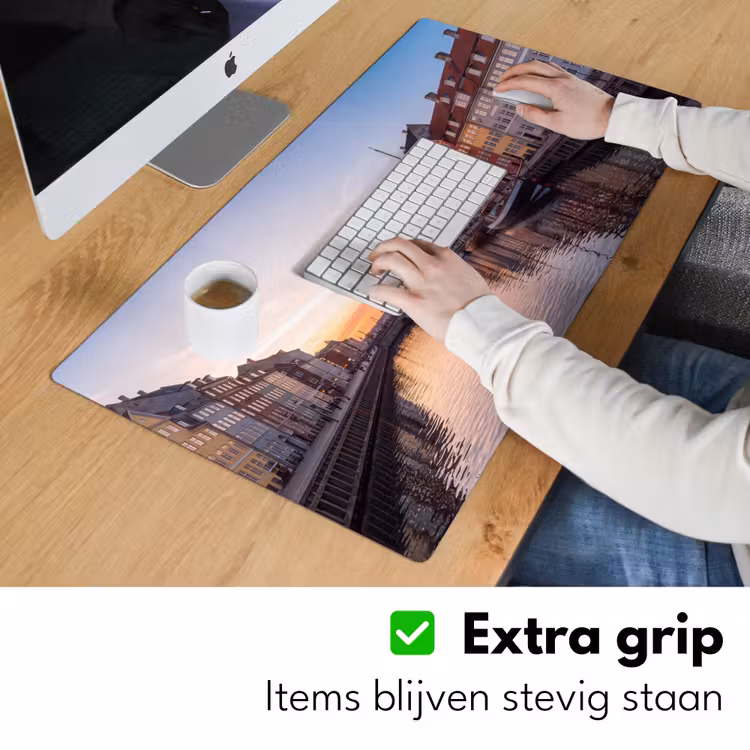 Stad - Gracht - Zonsondergang - Klassiek - Kleurrijk Muismat XXL klein -sfeer3