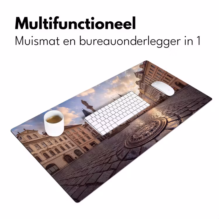 Stad - Praag - Ochtend - Architectuur - Goud Muismat XXL klein -sfeer4