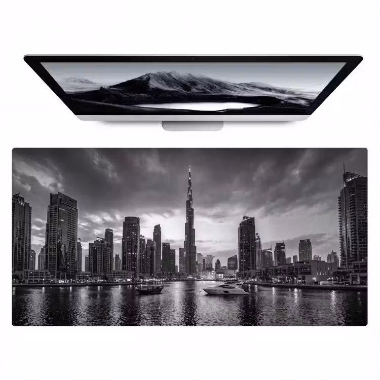 Stad - Skyline - Architectuur - Avond - Zwart-wit Muismat XXL klein -zzz3d