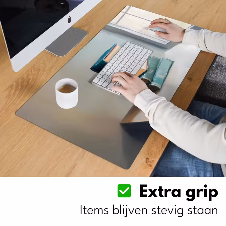 Stapel - Boeken - Groen - Daglicht Muismat XXL klein -sfeer3