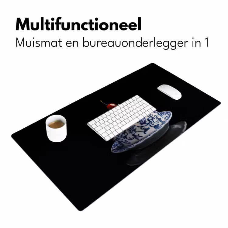 Taart - Slagroom - Kers - Bord - Delfts blauw Muismat XXL klein -sfeer4