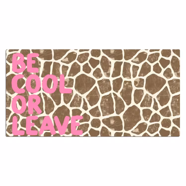 Tekst - Be cool or leave - Roze - Giraffenprint Muismat XXL klein -3d_leeg