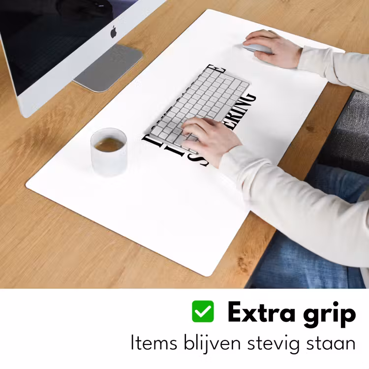 Tekst - Modern - Zwart - Wit Muismat XXL klein -sfeer3