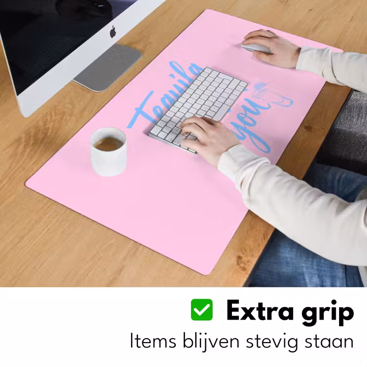 Tequila texted you - Roze - Blauw Muismat XXL klein -sfeer3