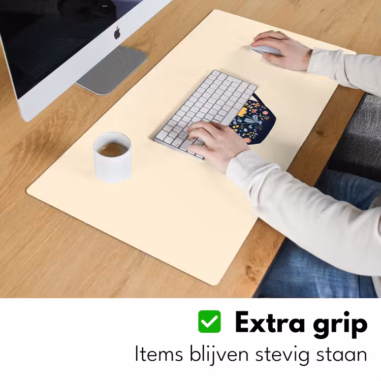 Theepot - Kleurrijk - Bloemen Muismat XXL klein -sfeer3