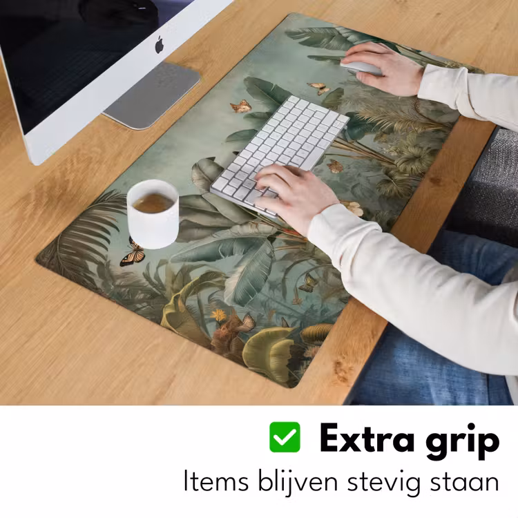 Tropisch bladerdek - Vlinders - groen - Bruin Muismat XXL klein -sfeer3