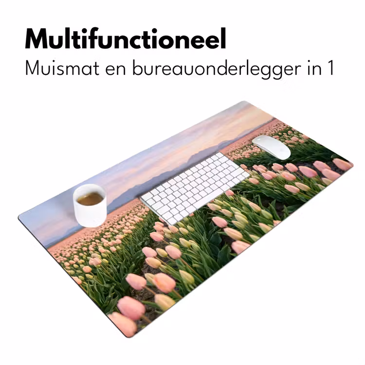 Tulpen - Landschap - Roze Muismat XXL klein -sfeer4