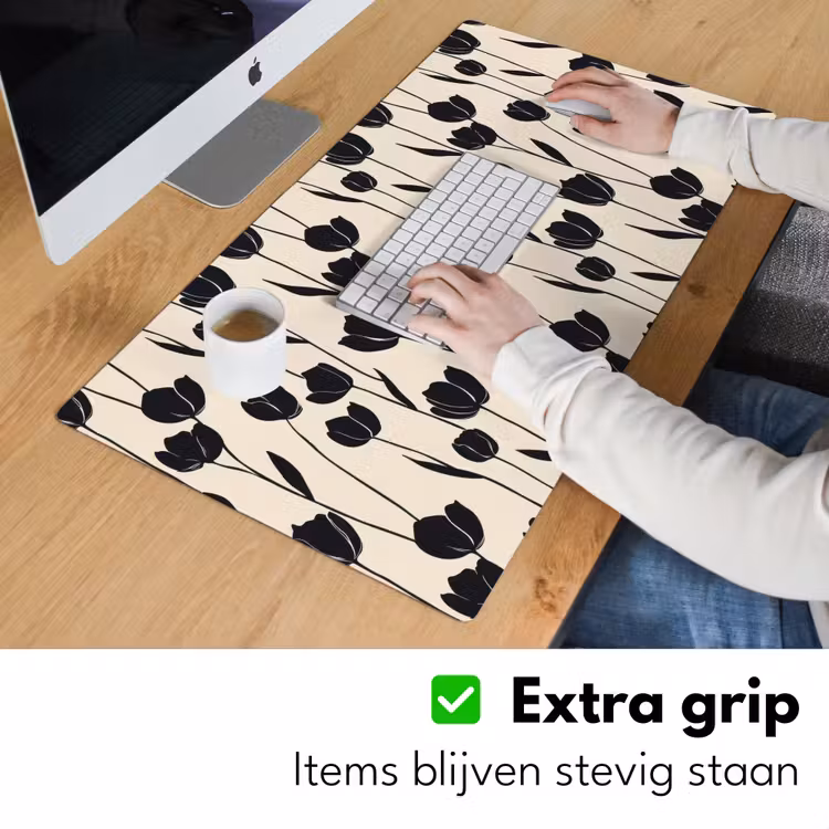 Tulpen - Patroon - Zwart Muismat XXL klein 681 -sfeer3