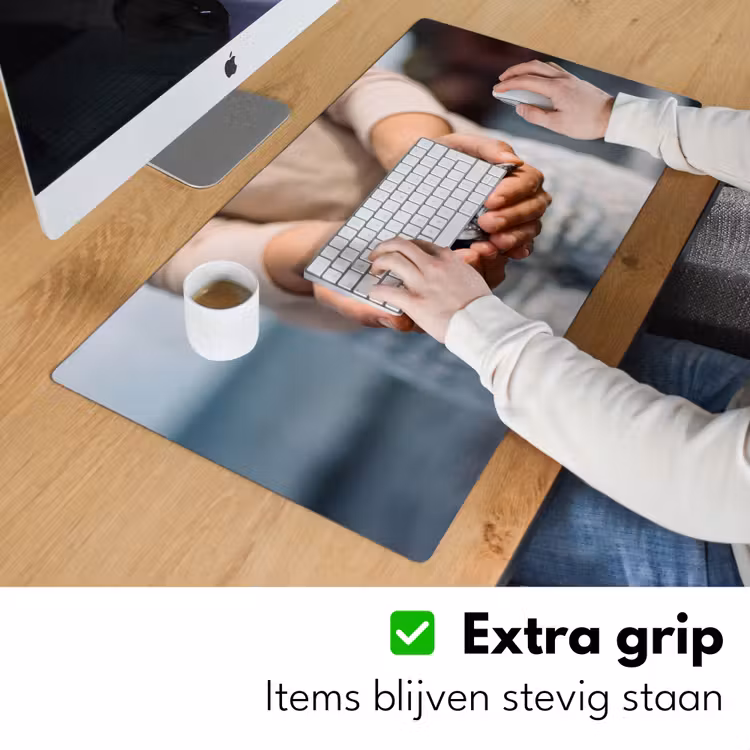 Bureau onderlegger - Vis - Handen - Natuur - Vis - Handen - Natuur Muismat XXL klein