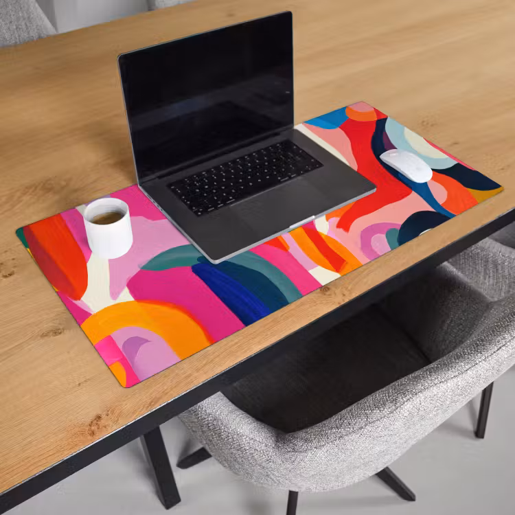 Vormen - Golvend - Abstract - Felroze Muismat XXL klein -sfeer1