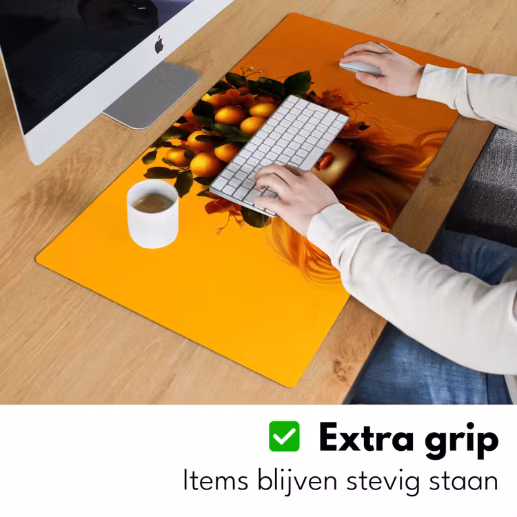 Vrouw - Citroenen - Bloesem - Geel Muismat XXL klein -sfeer3